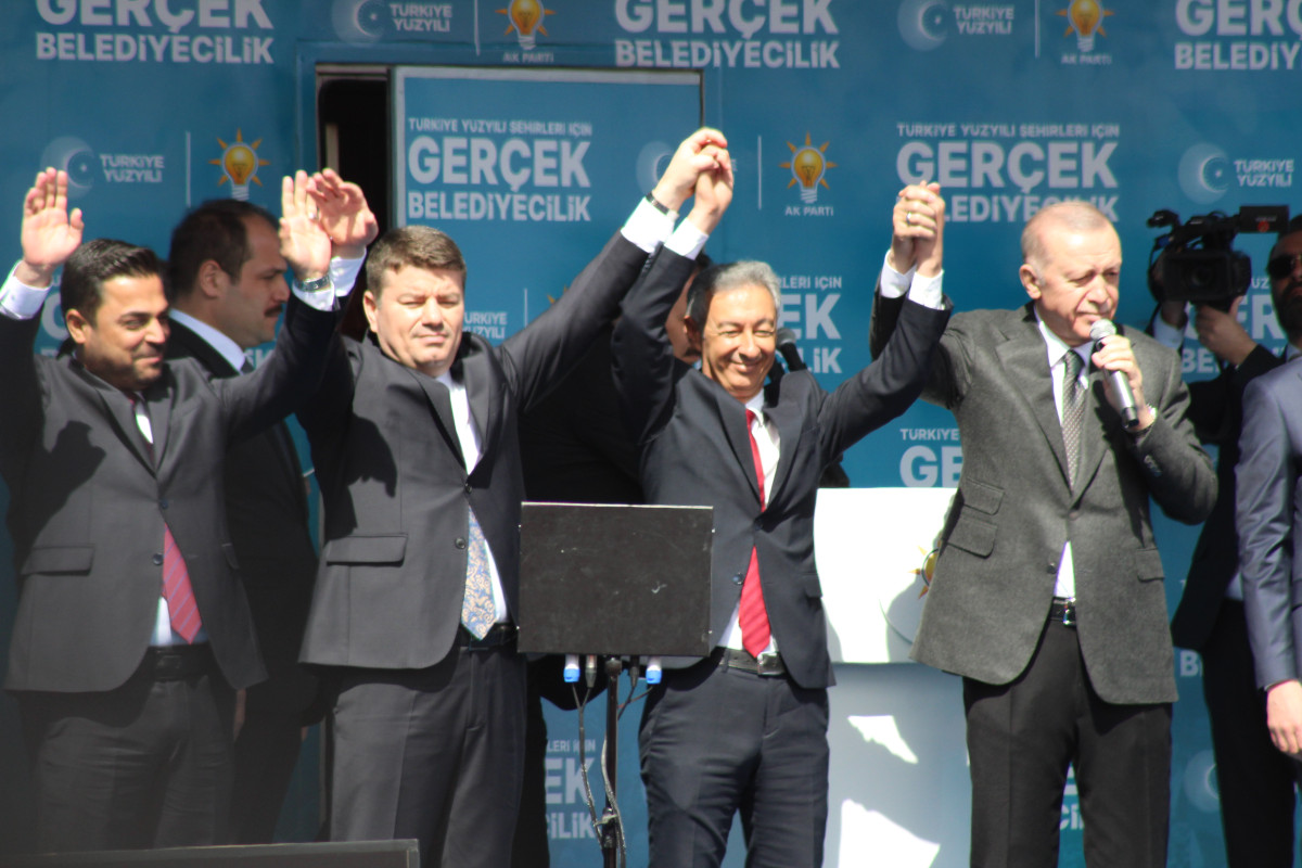 Cumhurbaşkanı Erdoğan Aksaray'da adaylarına destek istedi